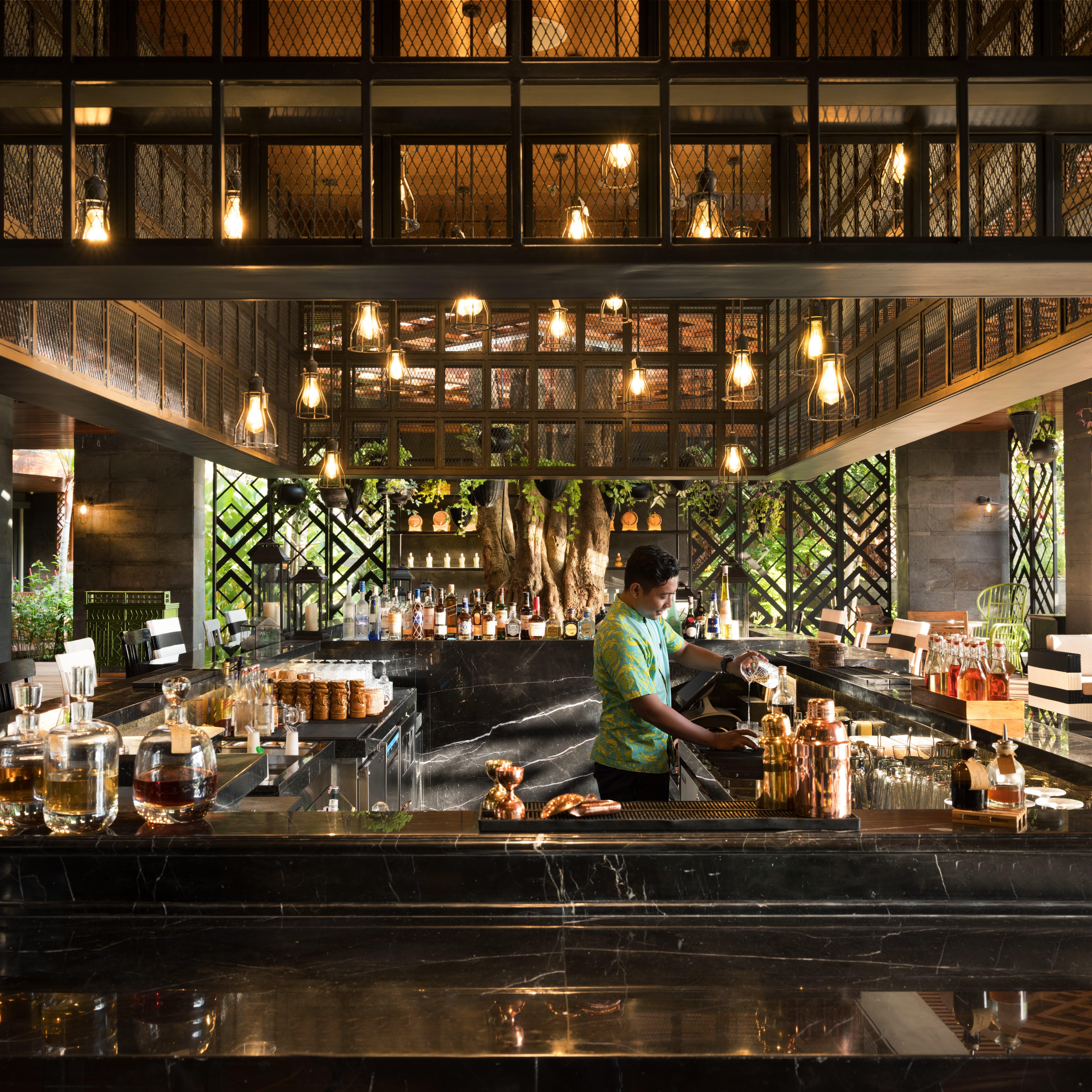 Hotel Indigo Bali Seminyak Beach By Ihg Экстерьер фото The bar at the restaurant